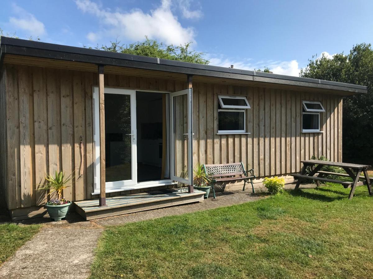 בודמין Kingfisher Glamping Cabin מראה חיצוני תמונה